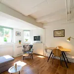Buergerpark Apartments